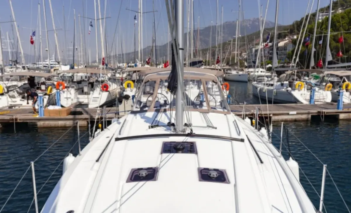 Beneteau Oceanis 41.1