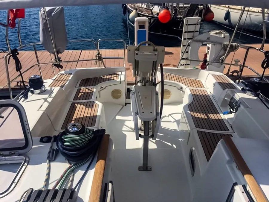 Beneteau Oceanis Clipper 393