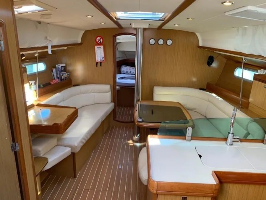 Jeanneau Sun Odyssey 42 i