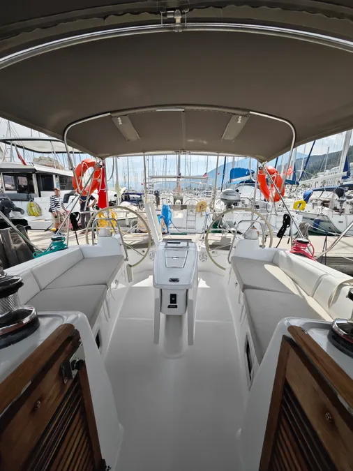 Beneteau Oceanis 40