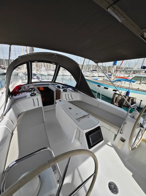 Beneteau Oceanis 40