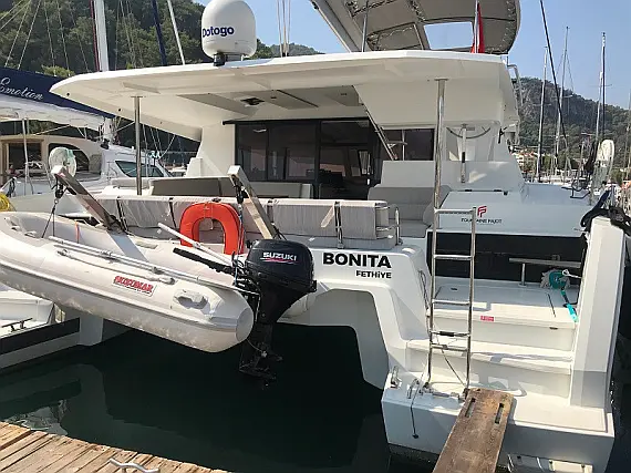 Fountaine Pajot Astrea 42(9)