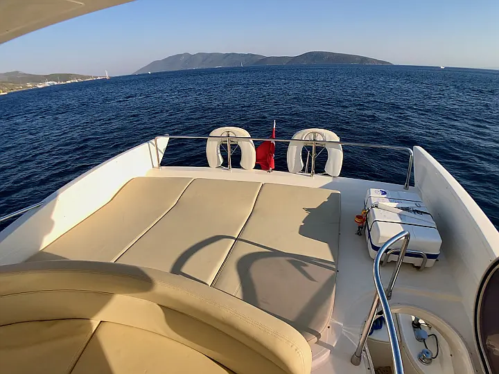 Azimut 55