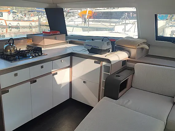 Fountaine Pajot Elba 45