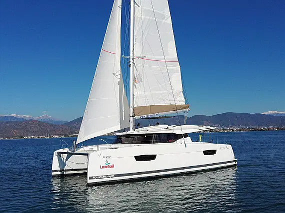 Fountaine Pajot Astrea 42