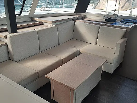 Fountaine Pajot Astrea 42