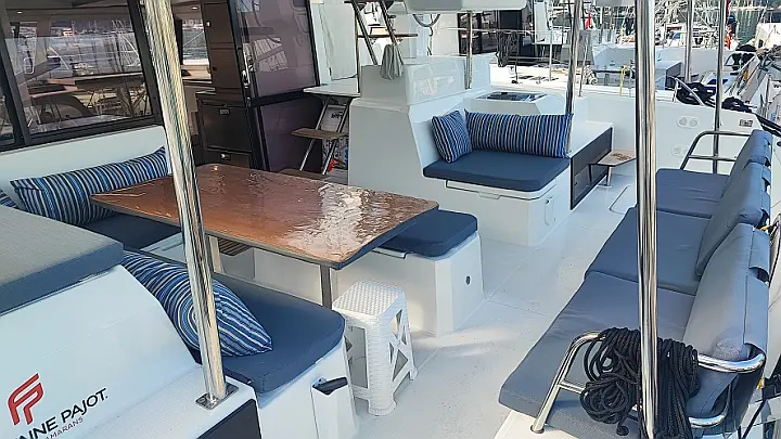 Fountaine Pajot Astrea 42