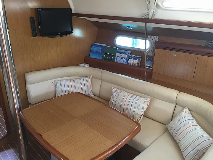 Jeanneau Sun Odyssey 42 i