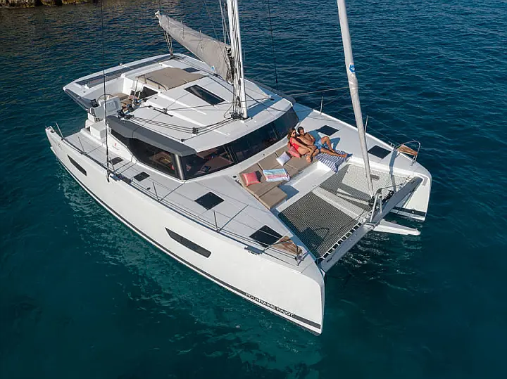 Fountaine Pajot Astrea 42