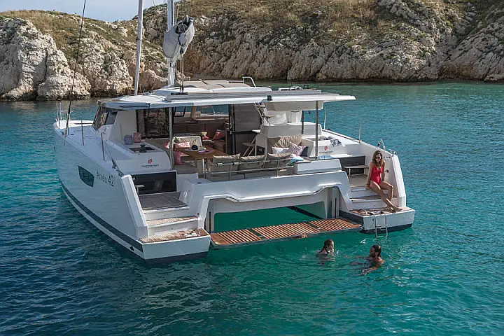 Fountaine Pajot Astrea 42