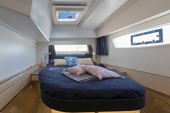 Fountaine Pajot Astrea 42