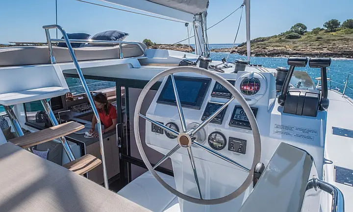 Fountaine Pajot Astrea 42