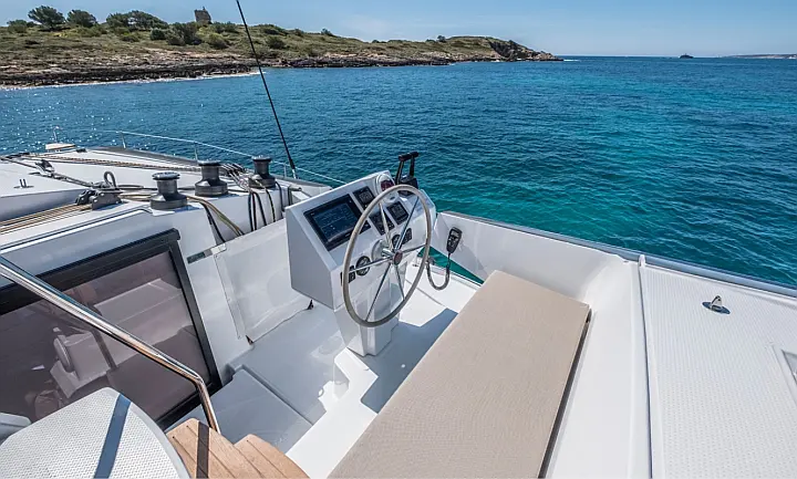 Fountaine Pajot Astrea 42