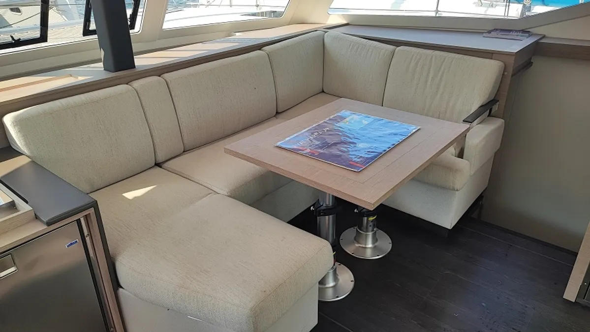 Fountaine Pajot Isla 40