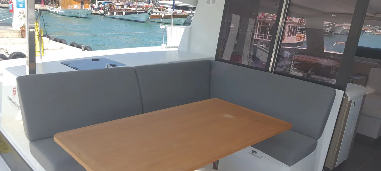 Fountaine Pajot Isla 40