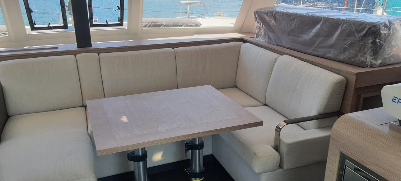 Fountaine Pajot Isla 40