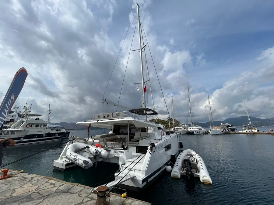 Fountaine Pajot Elba 45