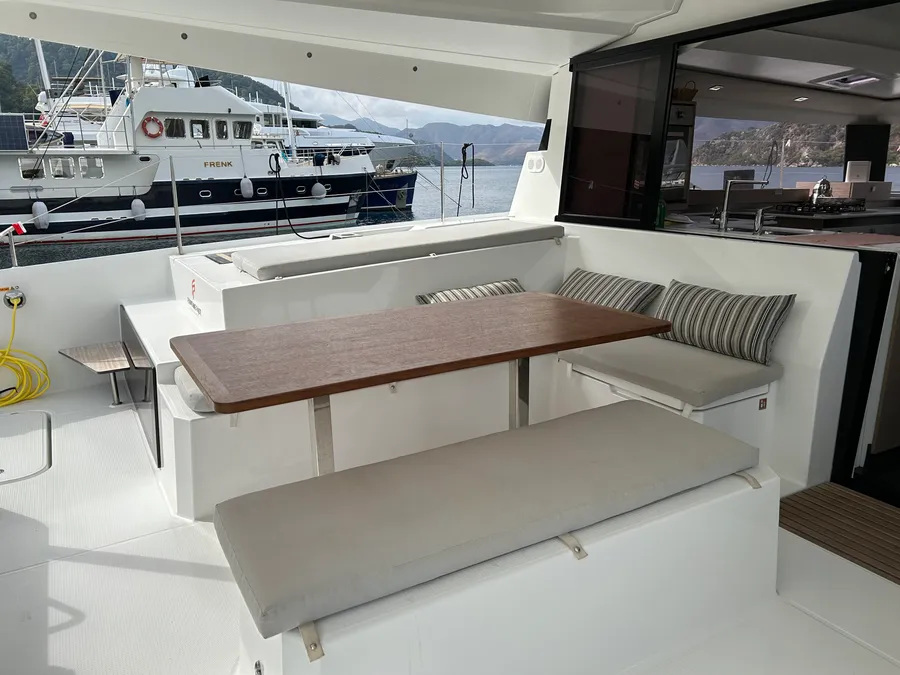 Fountaine Pajot Elba 45