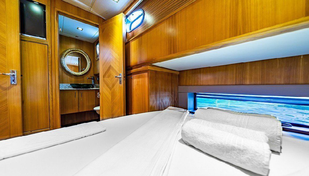 Babosch Motor Yacht,