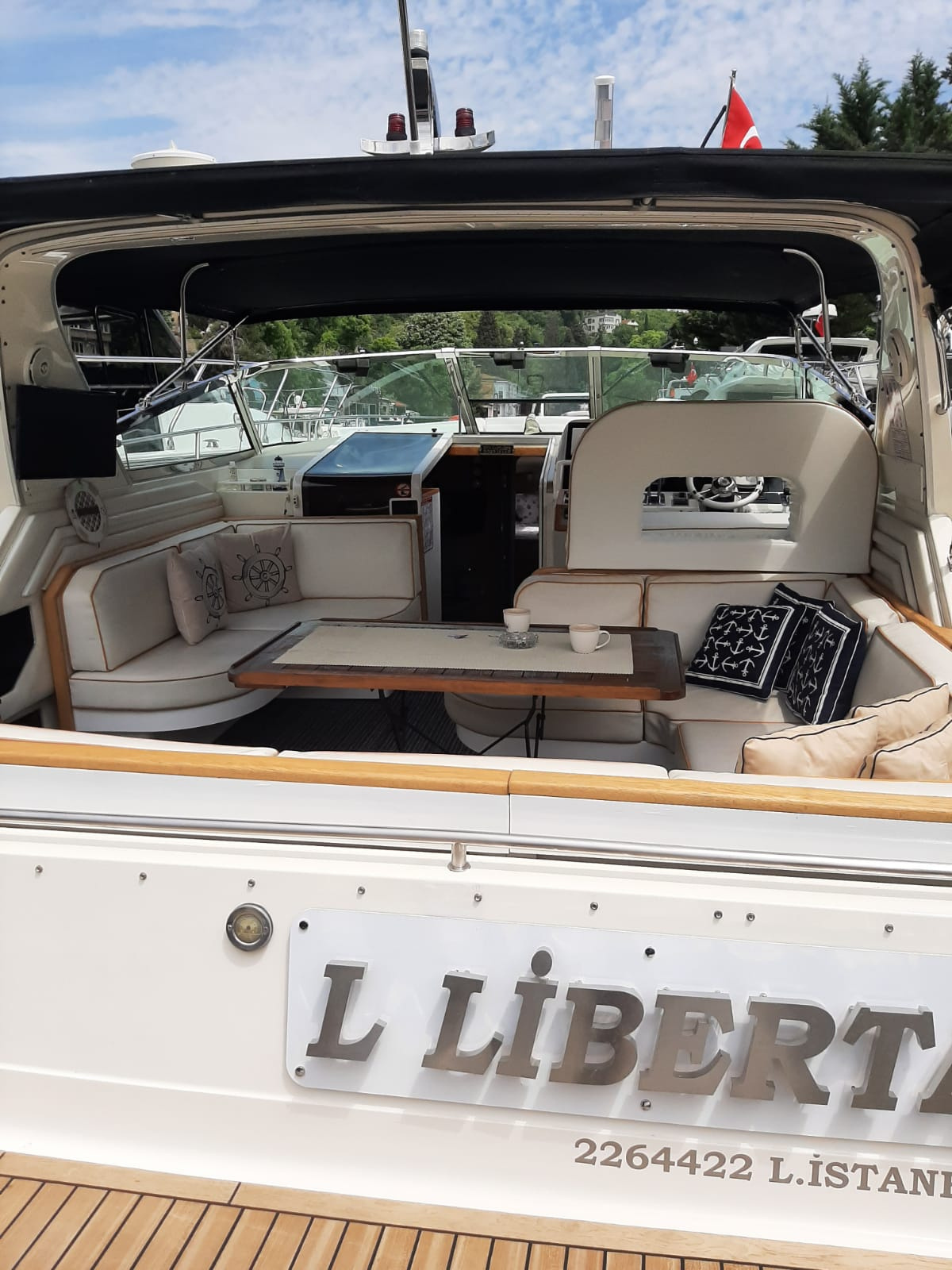 Liberta Motor Yat